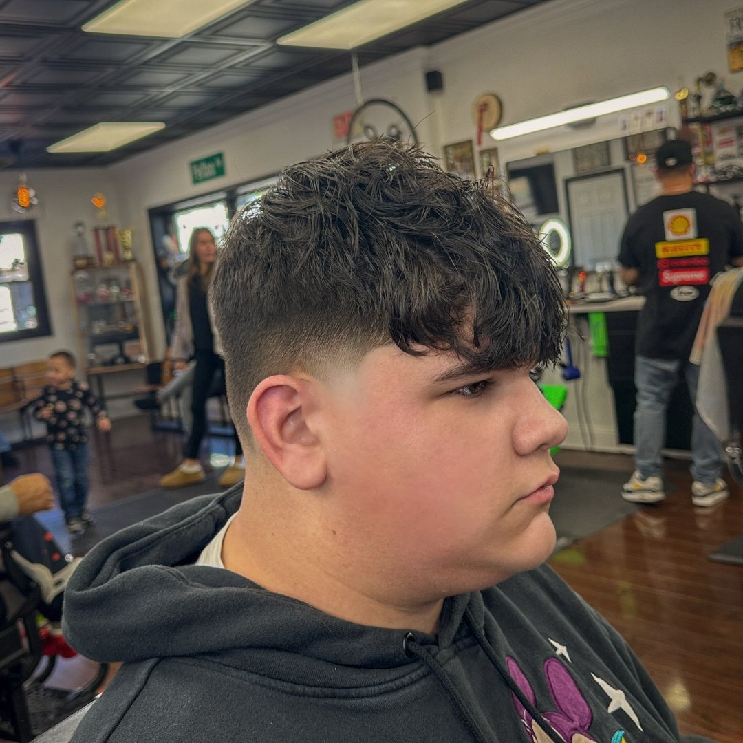 Textured crop with a mid fade